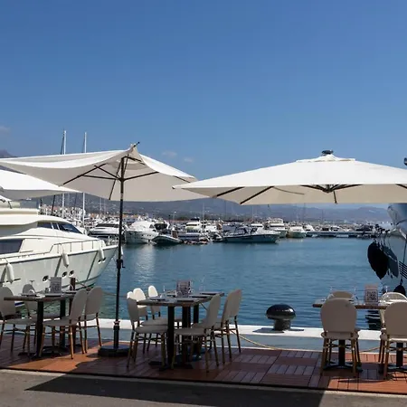 Luxurious Frontline Penthouse In Puerto Banus
